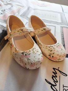 NEW Girls NEXT Shoes- Size 13F