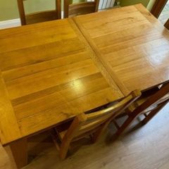 Solid Oak Extendable Table