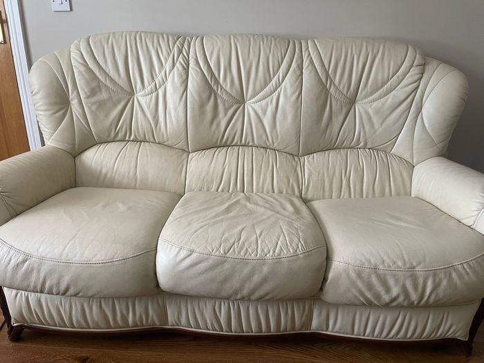 3 + 2 Leather couches