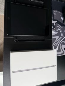 iPad 9th generation 64gb with WiFi (case included)
