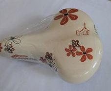 Women bike saddle