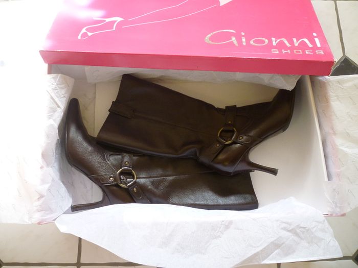 Gionni rustic brown leather boots Size Uk 6 Eu 39 with original box Immaculate. Euro 125 new