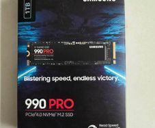 990 Pro PCIe Gen 4.0 x4, NVMe 1.3c 1TB Solid State Drive