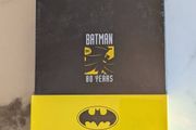 Batman 80th Anniversary Pin Badge &amp; Art Card Set Limited Edition
