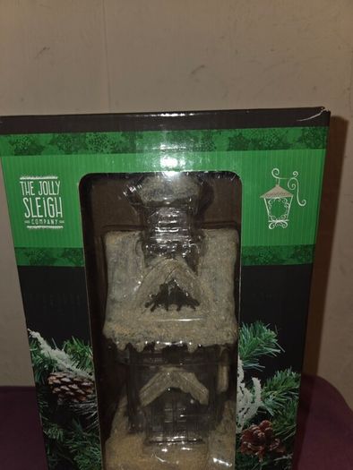 Christmas Swirling Glitter Winter House