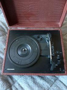 Crosley Voyager Record Player