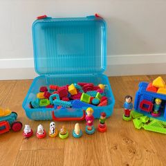 Bristle Blocks Set