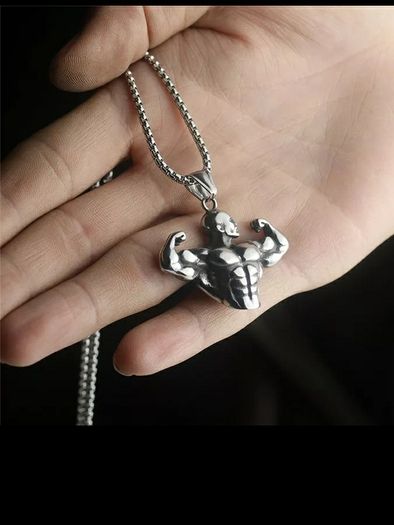 Body builder necklace