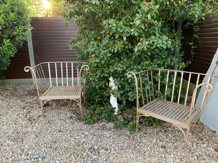 2 Beautiful Wrought Iron Garden Chairs