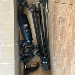 USB Condenser Microphone with Broadcast Arm and Cable