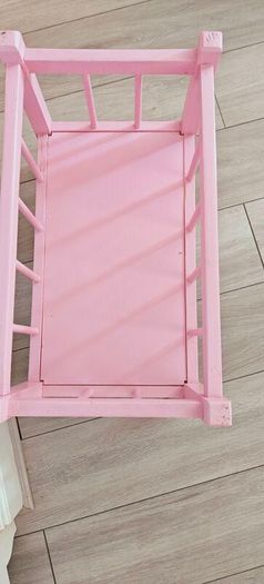 Dolls bed