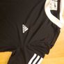 Boys addidas top Image 3