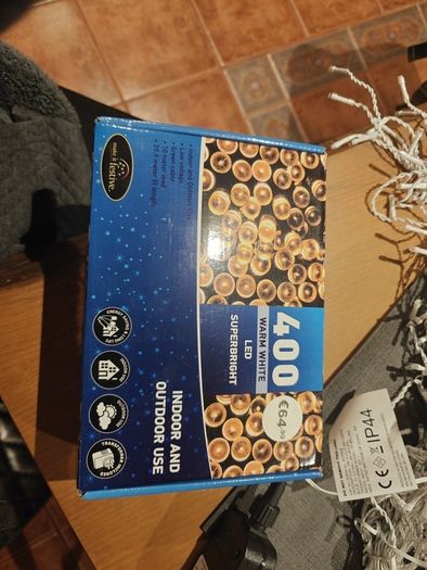 REDUCED. LED Christmas lights outdoor indoor 39.9 meter