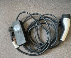 genuine Hyundai/Kia OEM portable EV charging cable 91996-GI050 Kona, lonia 5, EV6, and Niro Car Charger