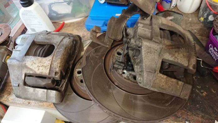 Audi a6 c5, Allroad, Audi a4 b6, Audi a4 b7 big 320mm front brake upgrade kit. Brake conversion, drilled & grooved,big calipers,breaking,parts