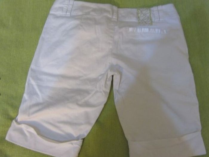 "Bershka" white knee length shorts,