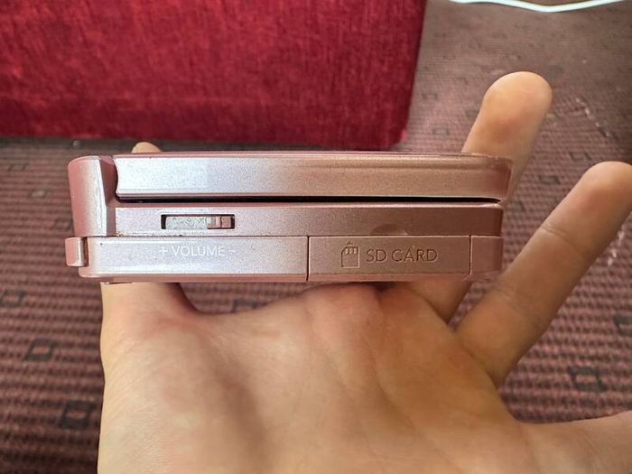 Nintendo 3DS  Metallic Rose Pink  Great Condition