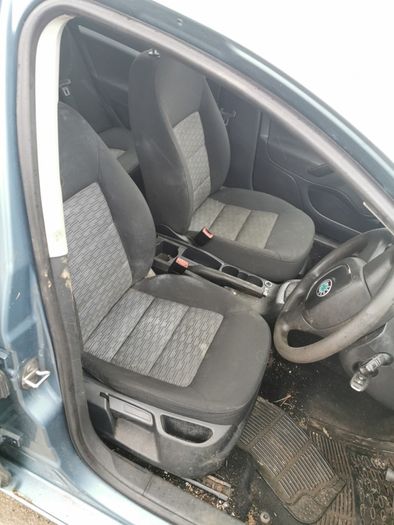 skoda octavia 1.6 2010