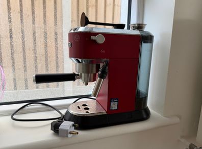 DeLonghi Dedica Coffe Maker