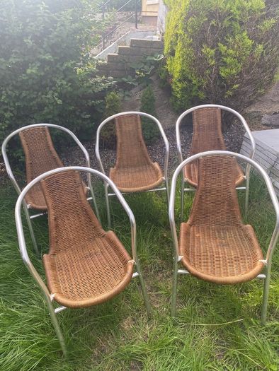 garden chairs