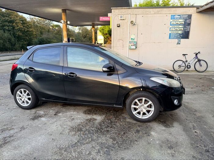 Mazda Demio 2012