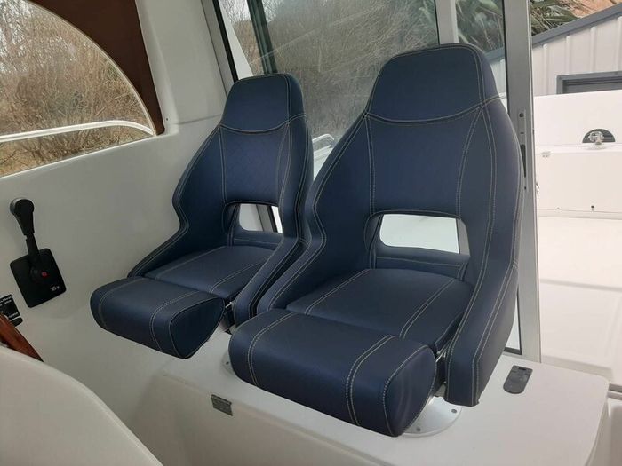Beneteau Antares 710 Boat