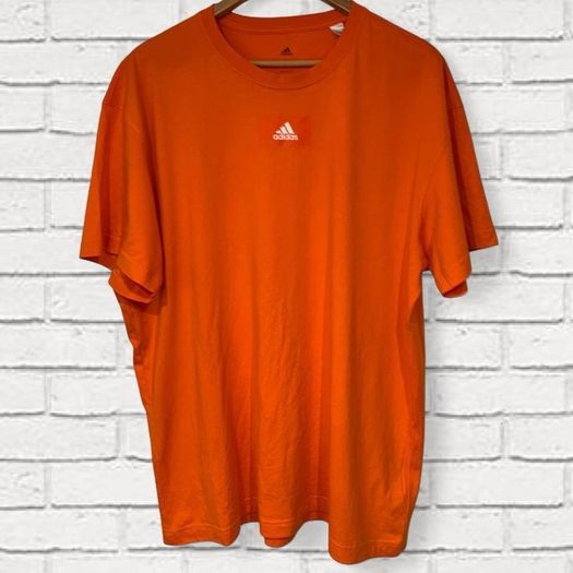 Adidas T-Shirt