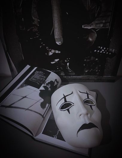 The Crow Tragedy Mask