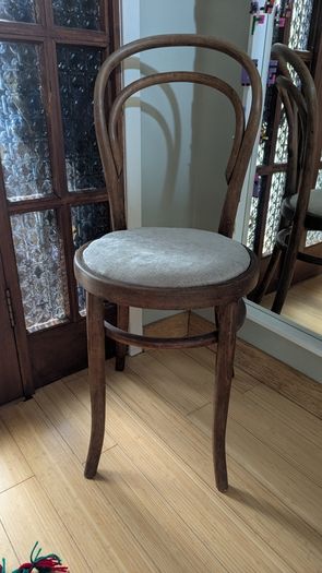 Brentwood chair