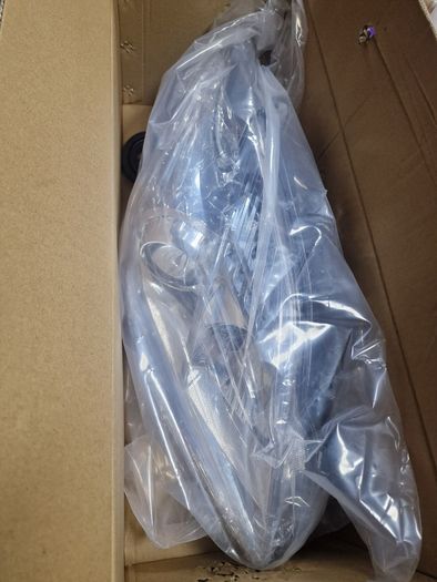 2010 toyota prius driver side headlight headlamp light