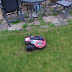 Mammotion Yuka mini robot mower