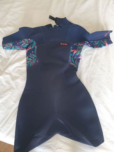 wetsuit size m decathlon bnwt