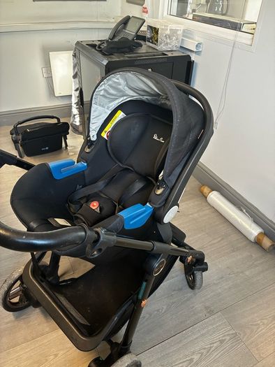 Complete sliver cross Pram system for sale