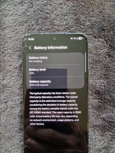 samsung s22 cracked.