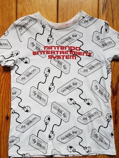 Age 7-8 Nintendo Teeshirt
