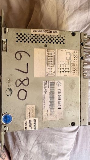 Vw genuine sat nav radio unit.