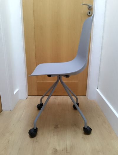 Swivel office chair (Brand: Sostrene Grene)