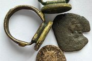 Rare Ancient Roman &amp; Byzantine Bronze Collection - 2 Signet Rings &amp; 2 Coins (4-Piece Lot)