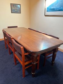 Boardroom / Conference Table