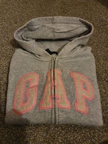 GAP Long Sleeve Zipped Hoodie ... Size: Age: 8 Years ... Price Drop