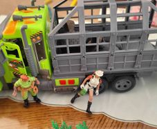 dinosaur truck & dinos