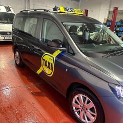 Taxis rental available from 250 PER  WEEK