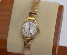 Vintage Ladies Sekonda Mechanical Watch