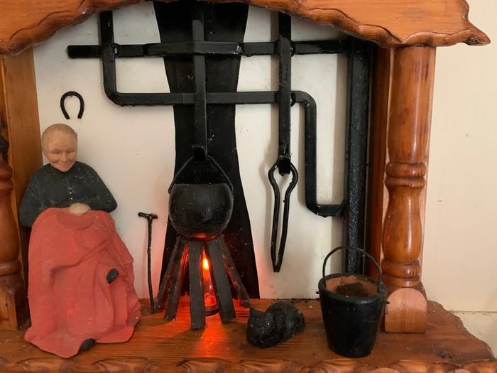 Handmade Old Irish Fireside Scene