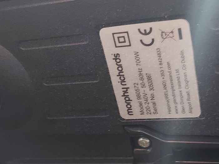 Morphy Richards Vacuum Cleaner, Model 980572, Black, in very good condition