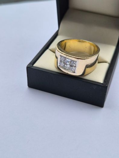14K Gold And Diamond Ring