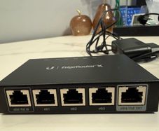 Ubiquiti EdgeRouter X (ER-X)
