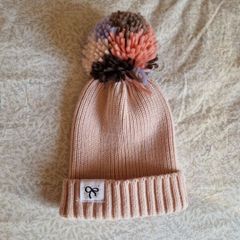 BNWT Leigh Tucker girls hat