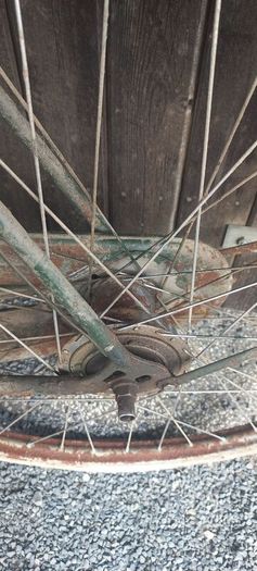 Antique Raleigh Roadster Bicycle  all originals for restoration project all works just needs tyres great original piece for the collection solid bike gears all work too