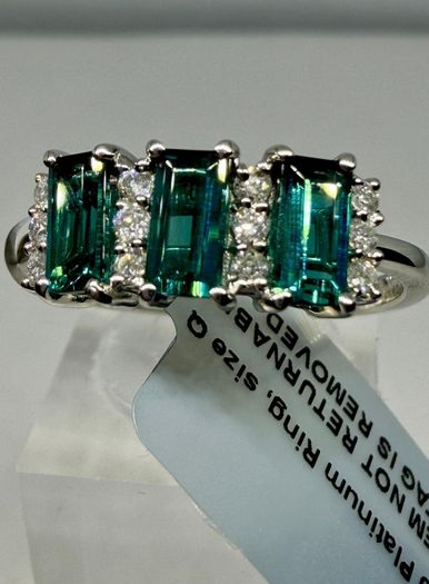 Platinum Diamond 950 Platinum AAA Mutuca Indicolite (Green Tournalines) & Diamond